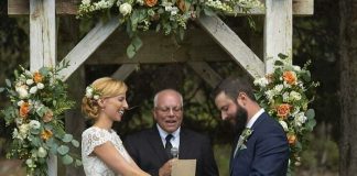 15 Funny Moments That Made People’s Weddings Much More Fun